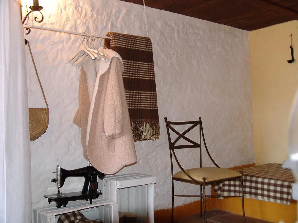 Algatocín Casa El Alambique酒店 0*,  西班牙