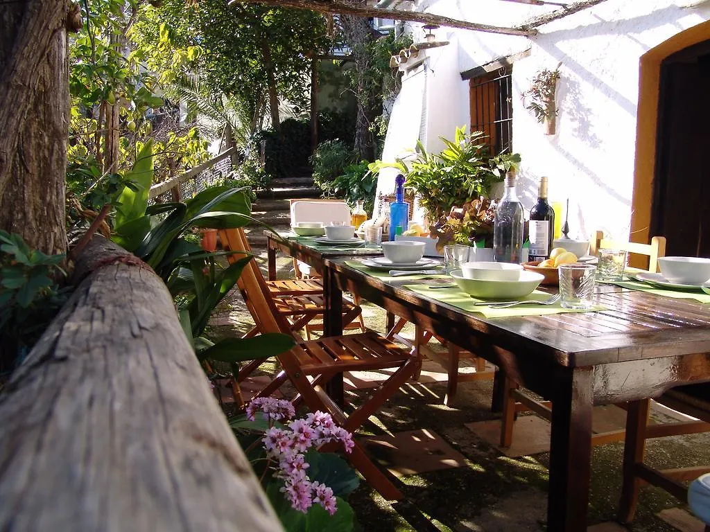 Algatocín Casa El Alambique酒店